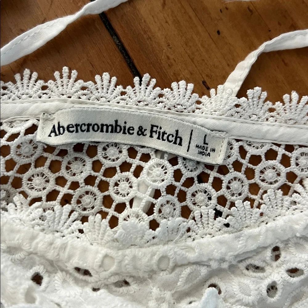 Abercrombie & Fitch Crochet Blouse size L - Picture 5 of 13